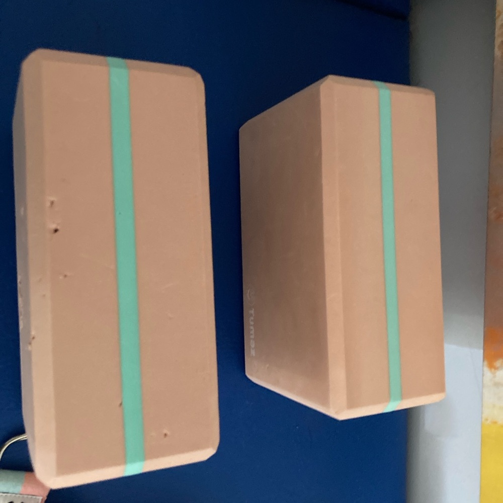 Yoga Block Set - Peach. - Picture 4 of 4